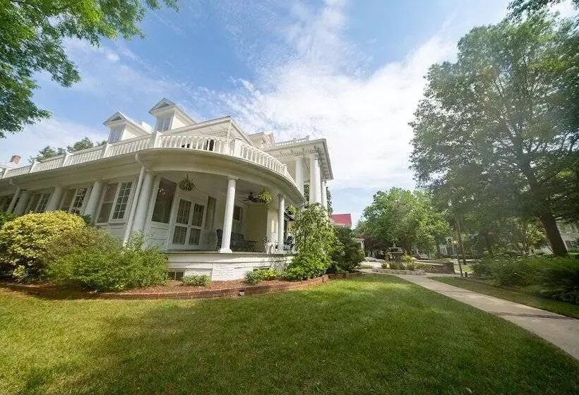 Aamiaismajoitus (B&B) The Edenton Collectionthe Granville Queen Inn