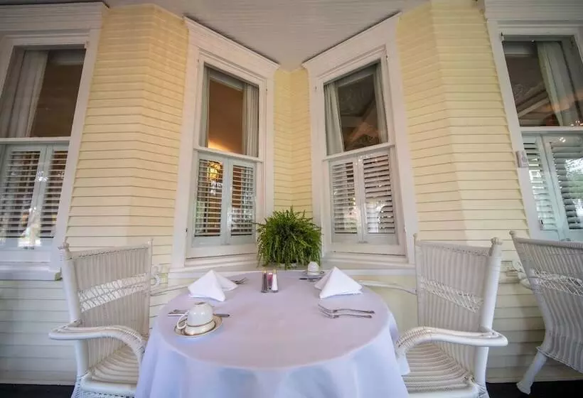 Aamiaismajoitus (B&B) The Edenton Collectionthe Granville Queen Inn