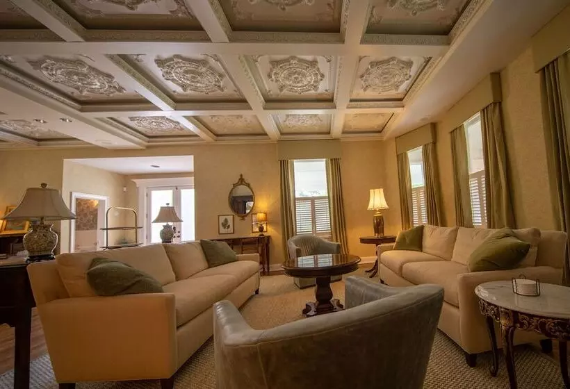 Aamiaismajoitus (B&B) The Edenton Collectionthe Granville Queen Inn