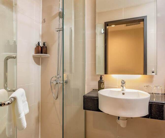 Centrestage Petaling Jaya  Perfect Host