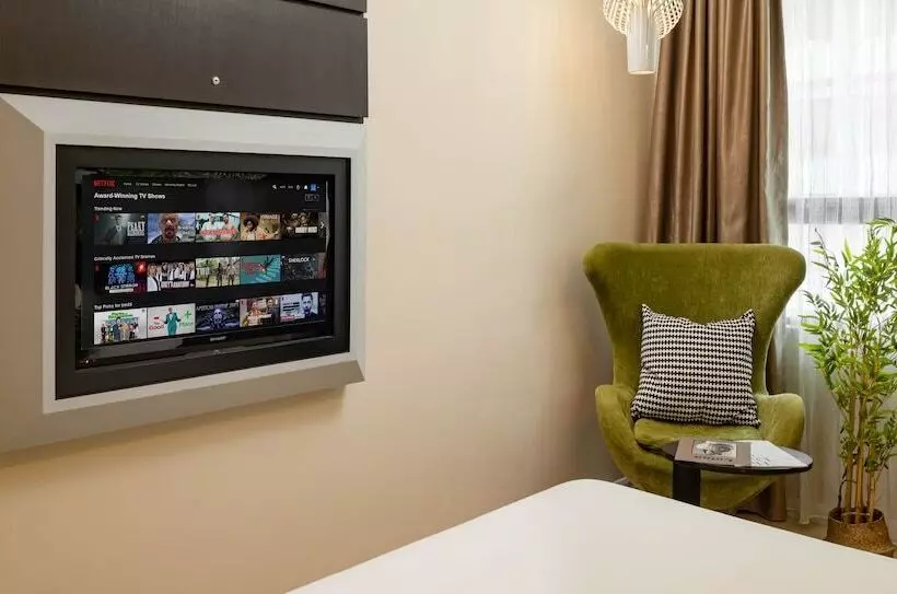 Centrestage Petaling Jaya  Perfect Host