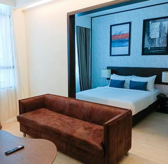 Centrestage Petaling Jaya  Perfect Host