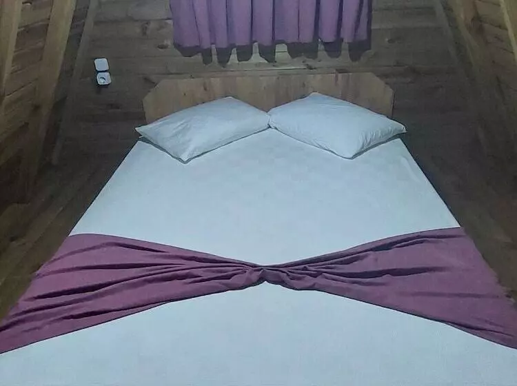 Deniz Kizi Bungalov