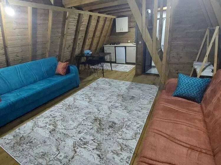 Deniz Kizi Bungalov