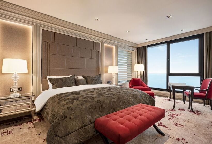 فندق Ramada By Wyndham Rize Findikli