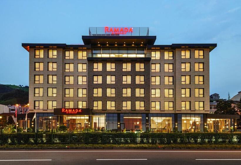 فندق Ramada By Wyndham Rize Findikli