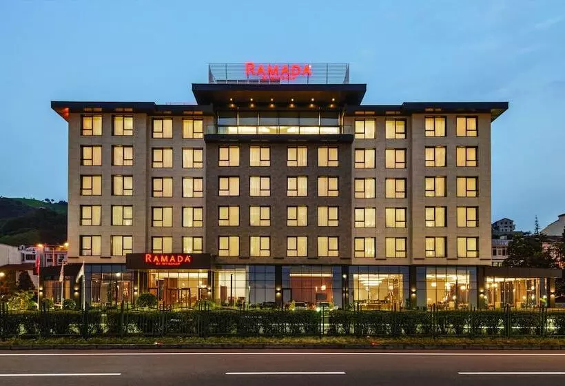 ホテル Ramada By Wyndham Rize Findikli
