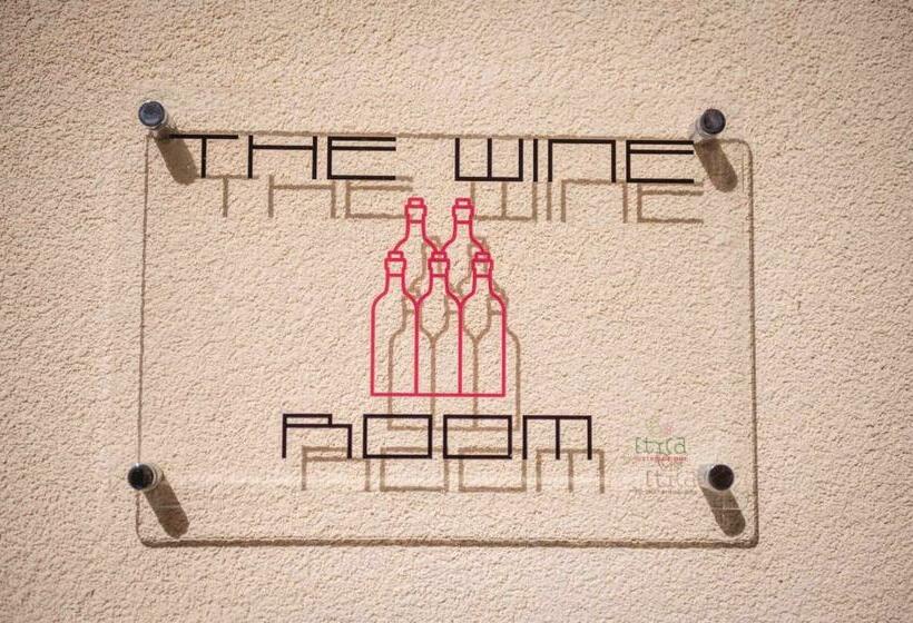 ペンション The Wine