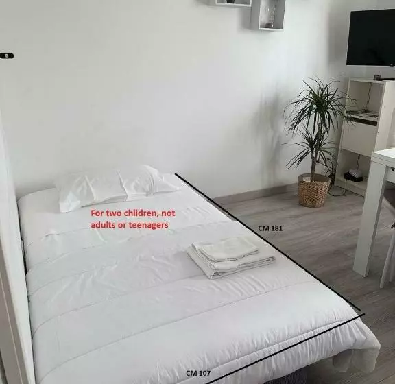 تختخواب و صبحانه Bnb Apartment Ferrara