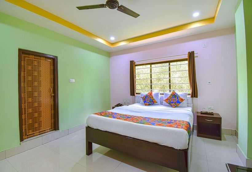 Fabhotel Knight Airways   Nr Guwahati Airport