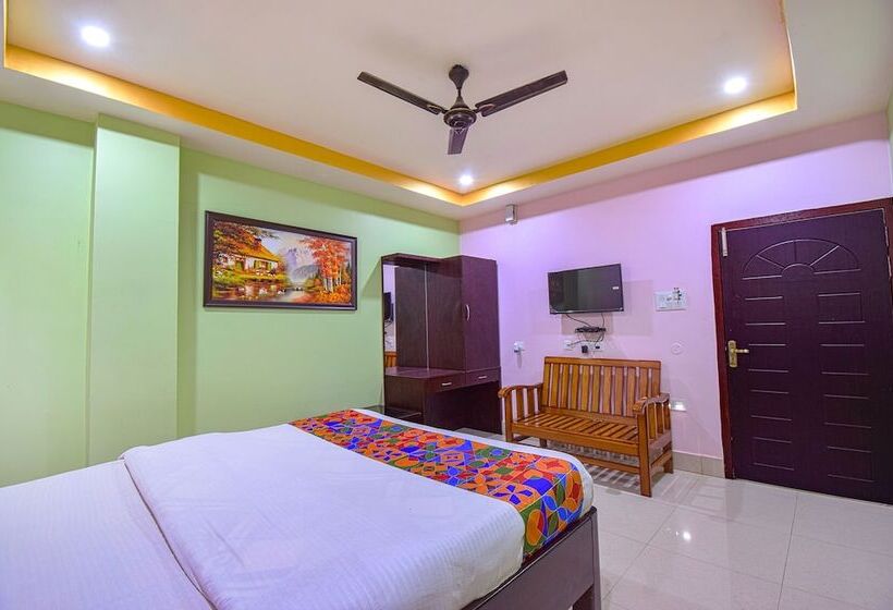 Fabhotel Knight Airways   Nr Guwahati Airport