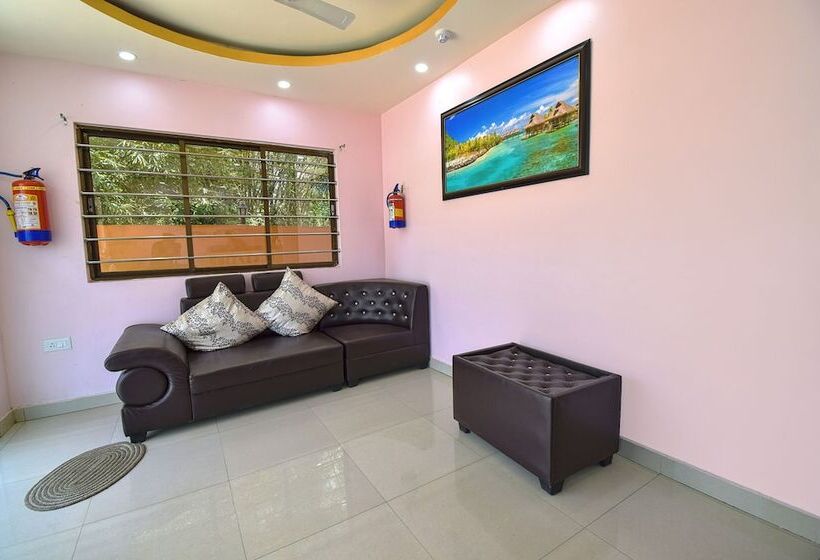 Fabhotel Knight Airways   Nr Guwahati Airport