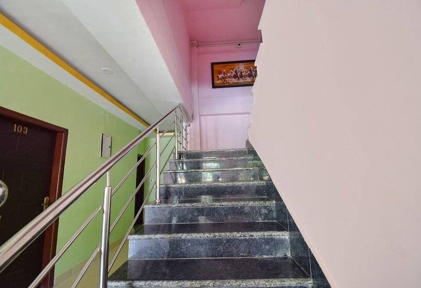 Fabhotel Knight Airways   Nr Guwahati Airport