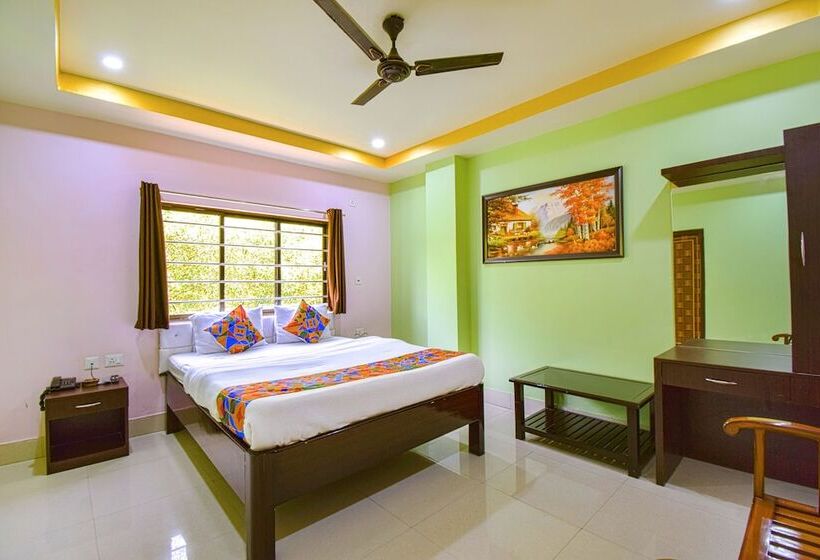 Fabhotel Knight Airways   Nr Guwahati Airport