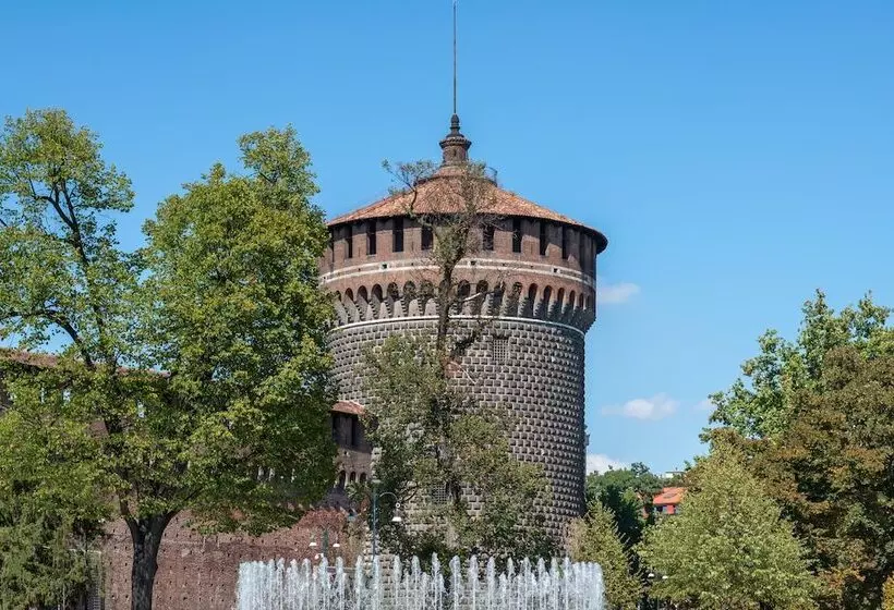 هتل The Couper Castello