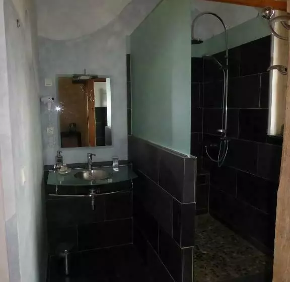 ベッドアンドブレックファースト Le Clos De La Pinsonnière