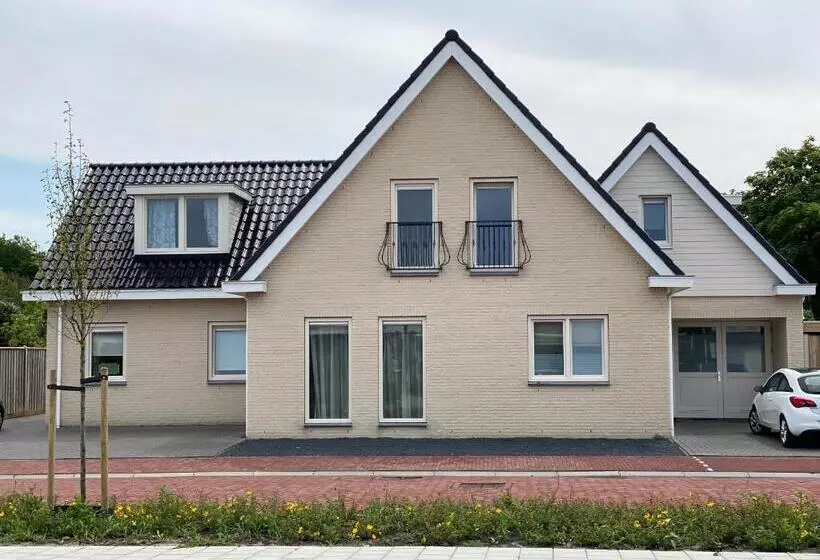 Aamiaismajoitus (B&B) Place To Be Zoutelande