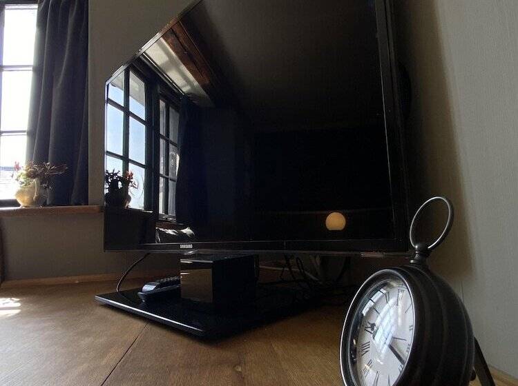 민박 Tom S Of Tregaron