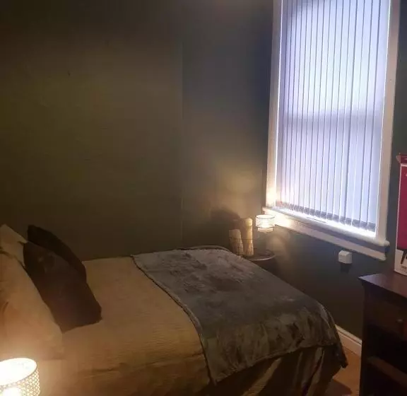 Ground Floor Olive Suite, Digbeth Studio