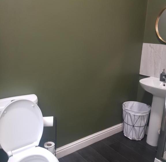 Ground Floor Olive Suite, Digbeth Studio