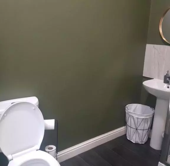 Ground Floor Olive Suite, Digbeth Studio