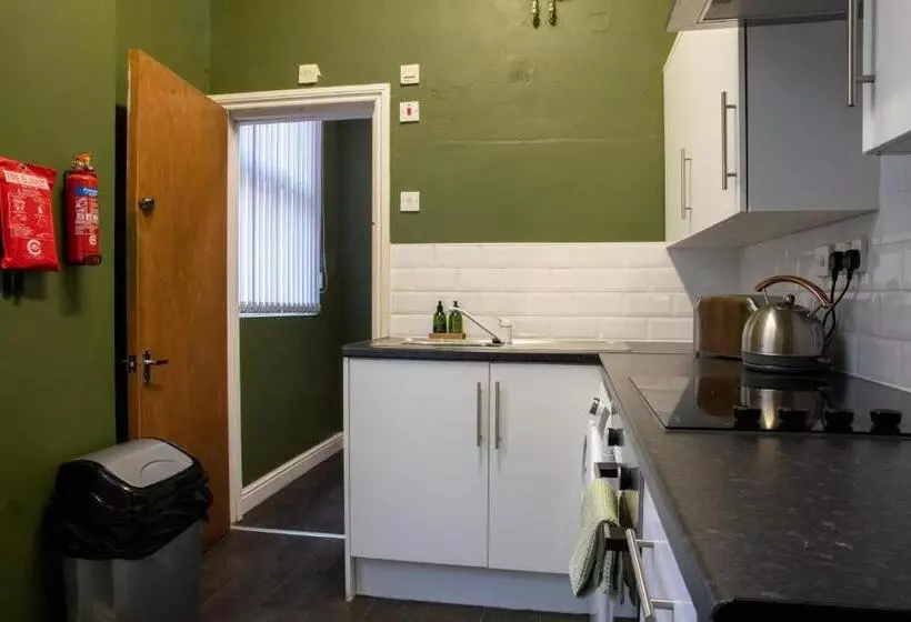 Ground Floor Olive Suite, Digbeth Studio