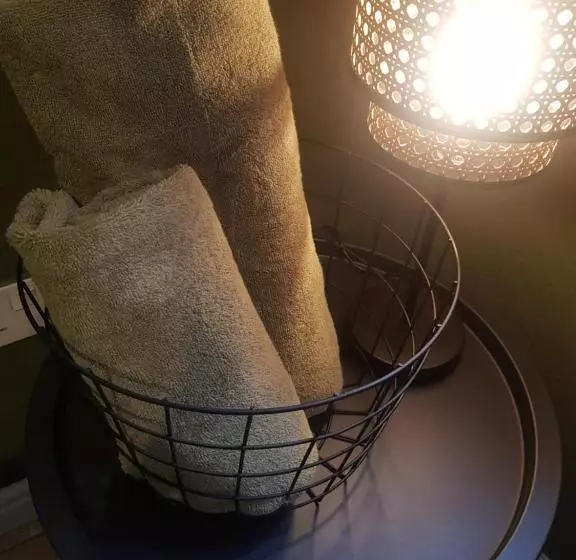 Ground Floor Olive Suite, Digbeth Studio