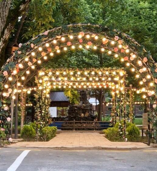 هتل Nohurçay Family Holiday