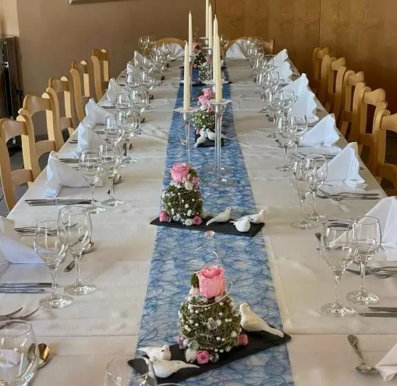 ホテル Restaurant Gommerhof