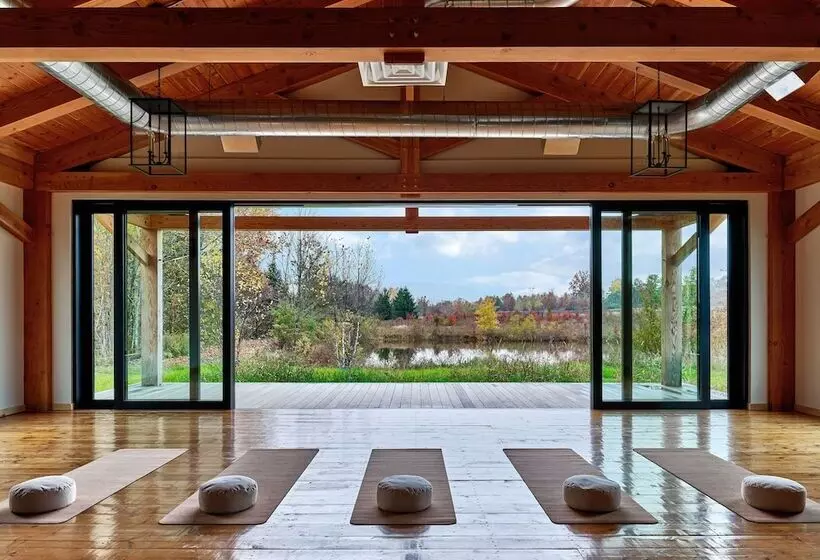 Hotelli Wildflower Farms, Auberge Resorts Collection