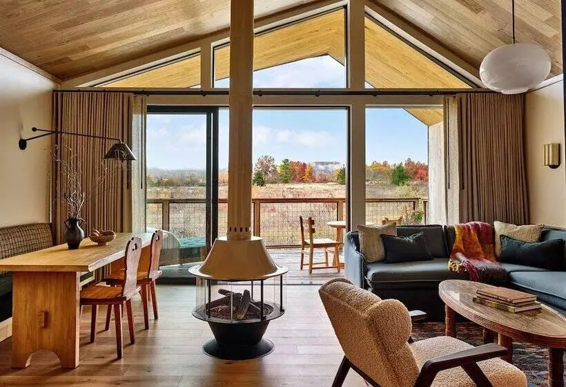 Hotelli Wildflower Farms, Auberge Resorts Collection