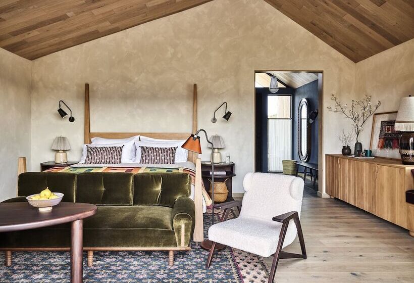 فندق Wildflower Farms, Auberge Resorts Collection