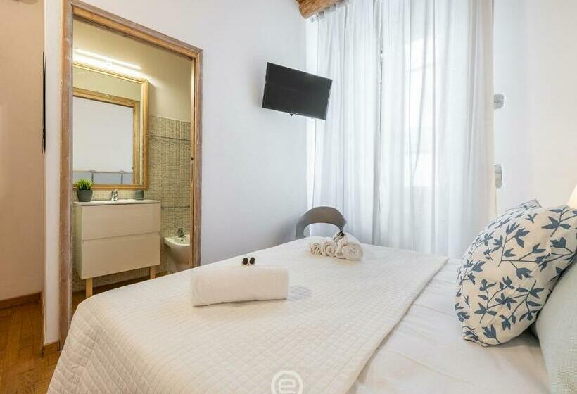 Пансион Estay Stampace