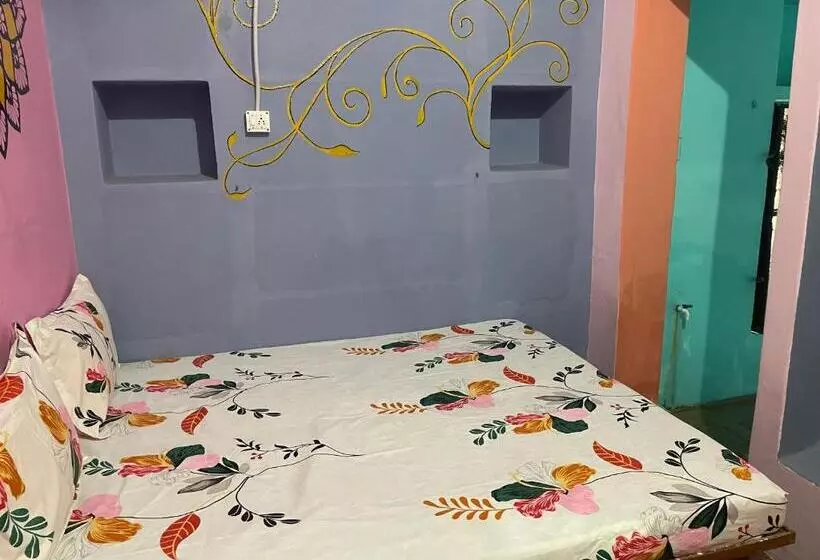 Majatalo Indra Paying Guest House