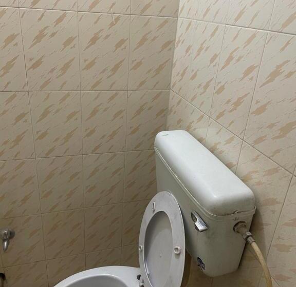 پانسیون Indra Paying Guest House