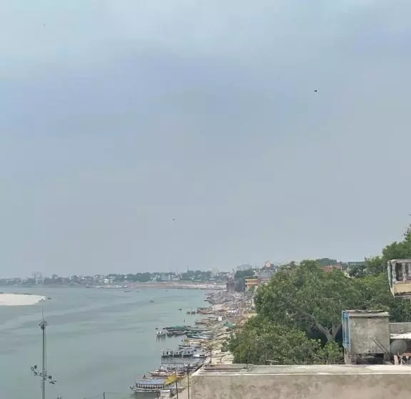 Majatalo Indra Paying Guest House