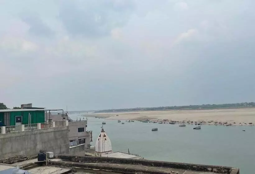 Majatalo Indra Paying Guest House