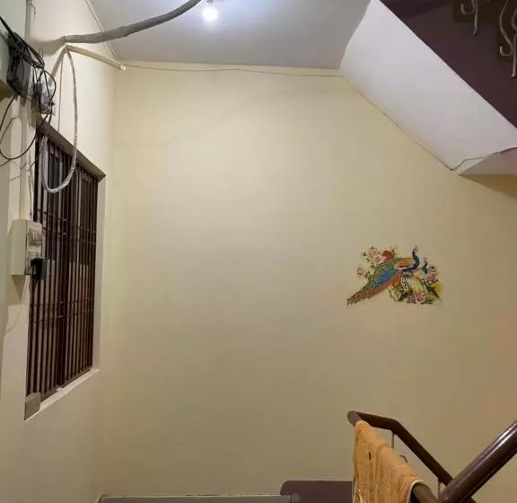 Majatalo Indra Paying Guest House