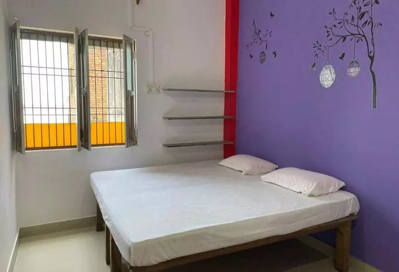 Majatalo Indra Paying Guest House