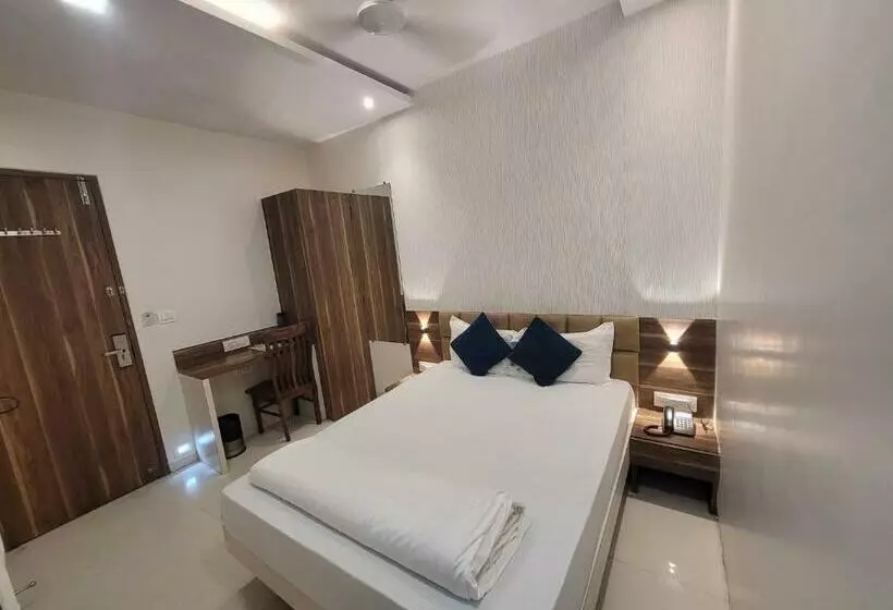 ホテル Heritage  Near Trade Center, Visa Consulate Bkc