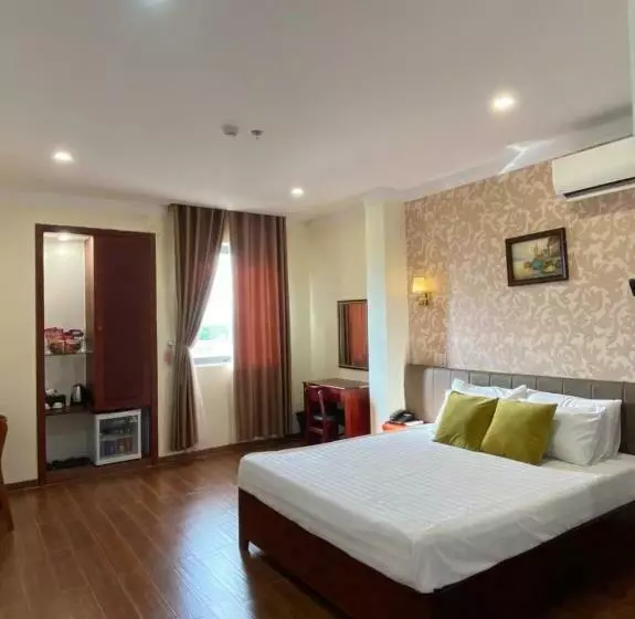 هتل Le Centre Pleiku