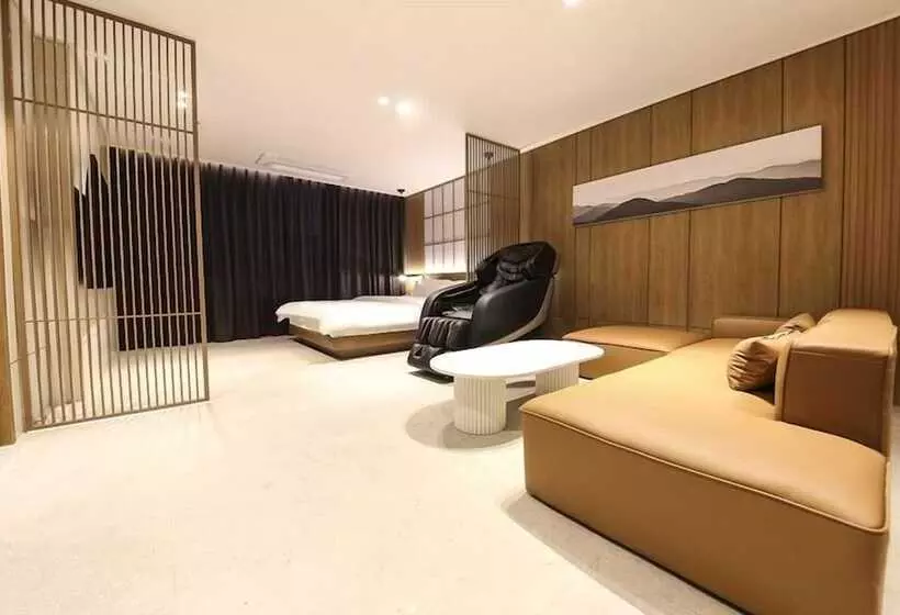 ホテル Wonju Central