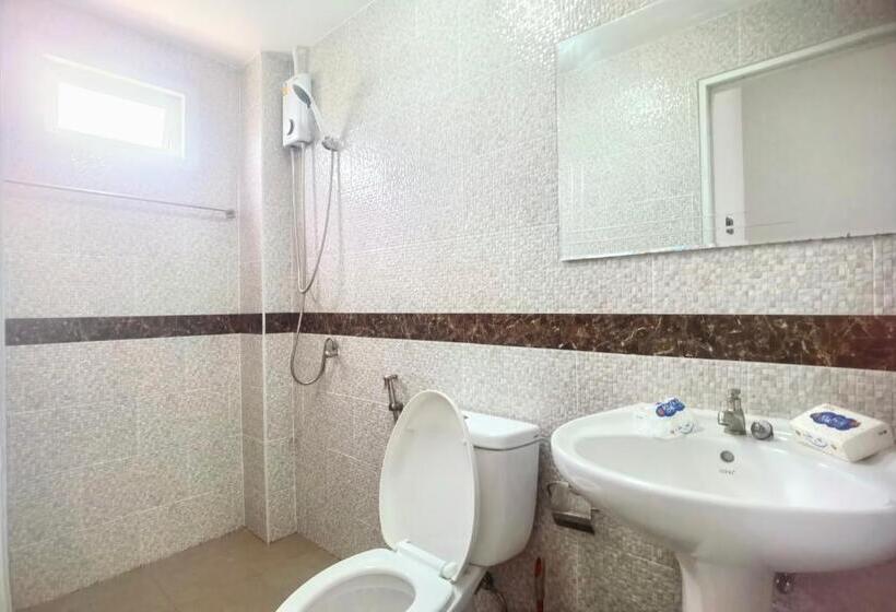 هتل 115 Townhouse