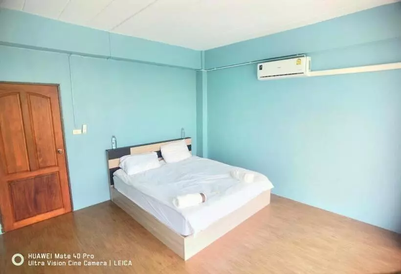 Hotelli 115 Townhouse