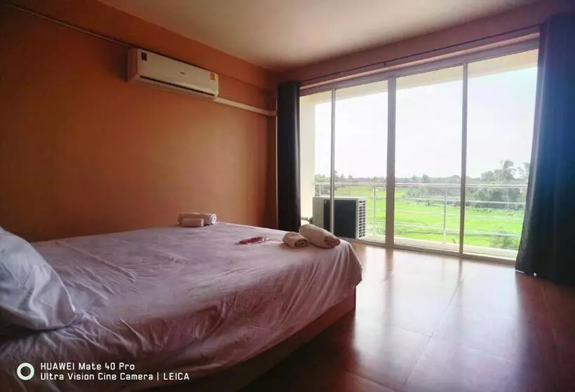 Hotelli 115 Townhouse