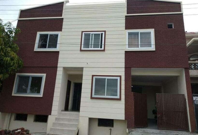 Pension Siddhant Guest House