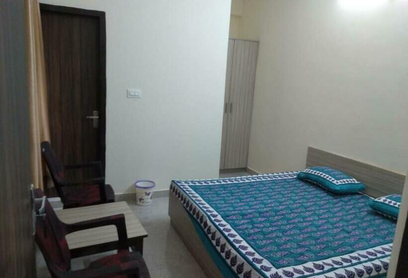 Pension Siddhant Guest House