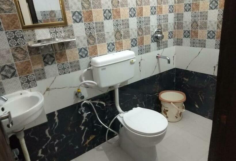 Pension Siddhant Guest House