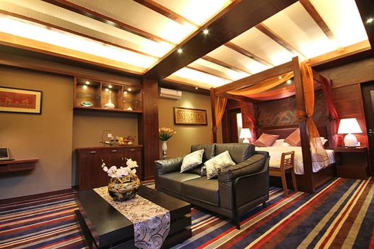 Courtyard And Sunlight Hotel - Lijiang