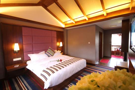 Courtyard And Sunlight Hotel - Lijiang